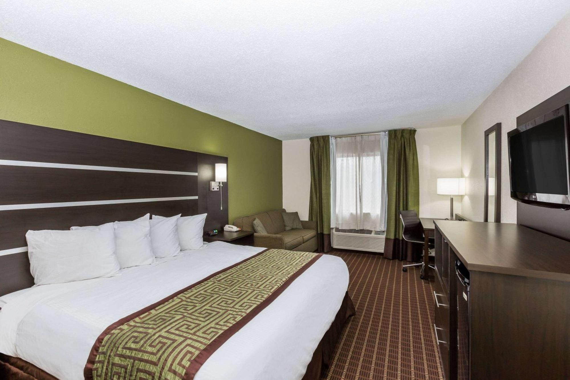 Baymont By Wyndham Louisville South I 65 Brooks Exteriör bild